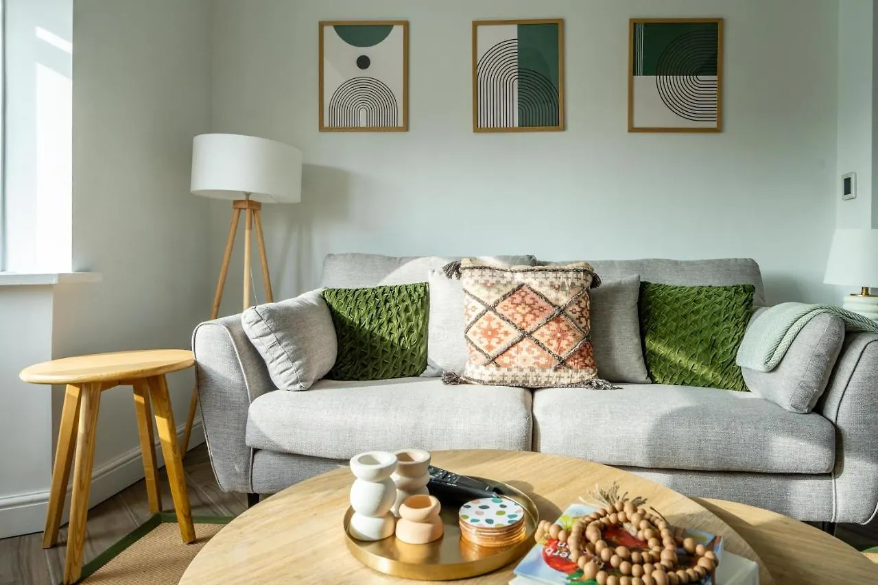 Holiday home The Birdie York